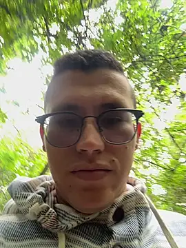 Kurtxxx22 online show from April 11, 2026, 4:44 pm