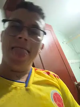 Kurtxxx22 online show from June 13, 2026, 5:38 am