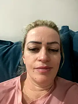 Alerquinasc online show from September 18, 2025, 1:18 am