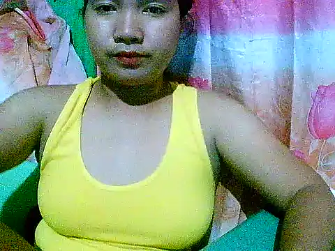 Snapshot of hotmom_pinay chatting on October 16, 2025, 12:17 pm hotmom pinay online show from October 16, 2025, 12:17 pm