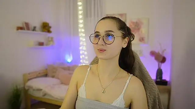 Annita Grey online show from March 5, 2026, 7:32 pm