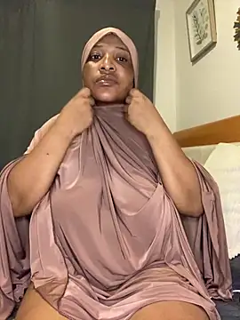 Snapshot of Sweetbxxx24 chatting on March 10, 2026, 5:07 pm Sweetbxxx24 online show from March 10, 2026, 5:07 pm