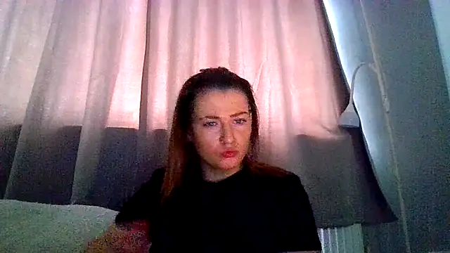 RUBY-ROSE-SWINGS online show from November 3, 2025, 11:33 am