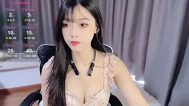 Snapshot of Cicicici-cc chatting on December 1, 2025, 3:22 am Cicicici-cc online show from December 1, 2025, 3:22 am