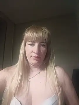 babyjessi online show from May 28, 2026, 9:01 pm