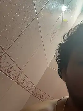 Kira 1413 online show from January 15, 2026, 4:28 am