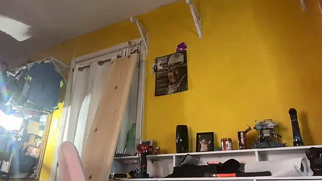 bearcub300 online show from February 7, 2026, 6:17 am