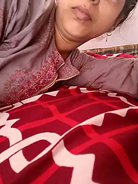 Snapshot of thanusi_2 chatting on November 28, 2025, 7:00 am thanusi 2 online show from November 28, 2025, 7:00 am