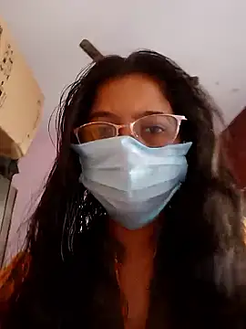 Snapshot of thanusi_2 chatting on January 9, 2026, 5:32 am thanusi 2 online show from January 9, 2026, 5:32 am