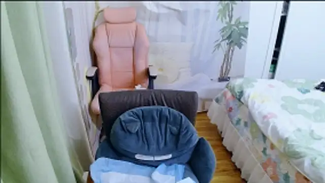 Winnie-01 online show from April 29, 2026, 11:58 am