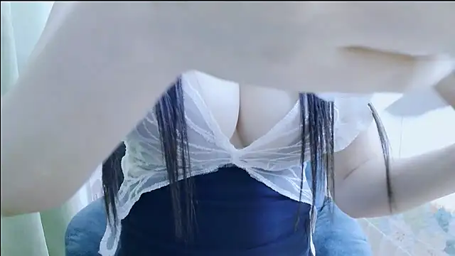Winnie-01 online show from May 9, 2026, 12:32 pm