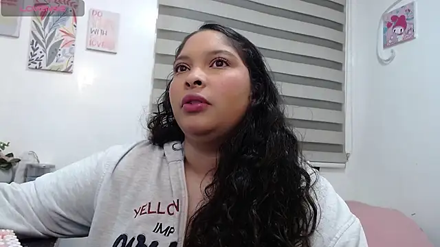 Snapshot of samanta-rosee chatting on October 9, 2025, 9:07 am samanta-rosee online show from October 9, 2025, 9:07 am