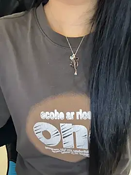 Dolly282 online show from April 5, 2026, 6:05 pm