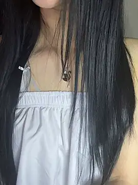 Dolly282 online show from April 6, 2026, 3:13 pm