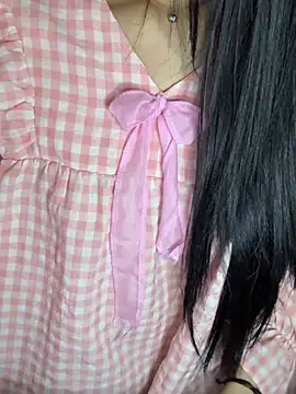 Dolly282 online show from April 12, 2026, 3:55 am