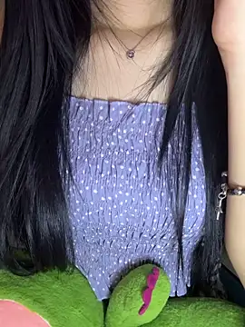 Dolly282 online show from April 12, 2026, 7:30 pm