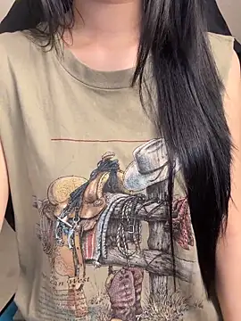 Dolly282 online show from April 19, 2026, 3:39 am