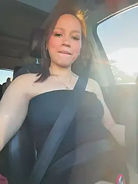 Snapshot of Mrs_MrLove chatting on November 7, 2025, 11:27 pm Mrs MrLove online show from November 7, 2025, 11:27 pm