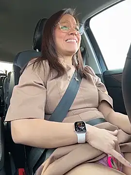 Snapshot of Mrs_MrLove chatting on December 22, 2025, 6:49 pm Mrs MrLove online show from December 22, 2025, 6:49 pm