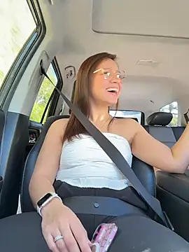 Snapshot of Mrs_MrLove chatting on January 5, 2026, 6:44 pm Mrs MrLove online show from January 5, 2026, 6:44 pm