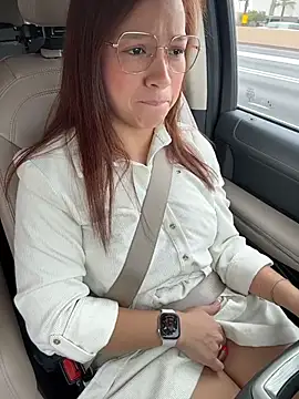 Snapshot of Mrs_MrLove chatting on February 10, 2026, 6:12 pm Mrs MrLove online show from February 10, 2026, 6:12 pm