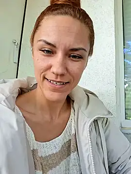 Snapshot of SlimBellaa chatting on September 30, 2025, 9:25 am SlimBellaa online show from September 30, 2025, 9:25 am