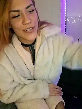 Snapshot of SlimBellaa chatting on October 11, 2025, 9:35 pm SlimBellaa online show from October 11, 2025, 9:35 pm