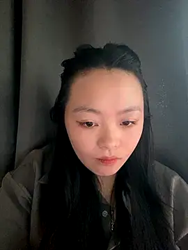 Snapshot of Julia-Elsa chatting on September 14, 2025, 6:01 am Julia-Elsa online show from September 14, 2025, 6:01 am