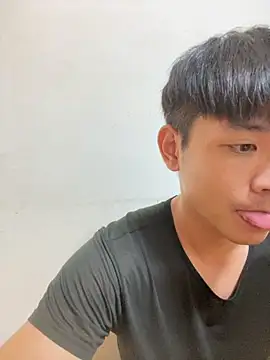 Snapshot of Foxfoxfox4 chatting on November 3, 2025, 3:35 pm Foxfoxfox4 online show from November 3, 2025, 3:35 pm