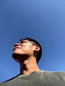 Snapshot of Foxfoxfox4 chatting on November 5, 2025, 7:30 am Foxfoxfox4 online show from November 5, 2025, 7:30 am