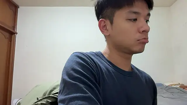 Snapshot of Foxfoxfox4 chatting on February 12, 2026, 2:56 pm Foxfoxfox4 online show from February 12, 2026, 2:56 pm