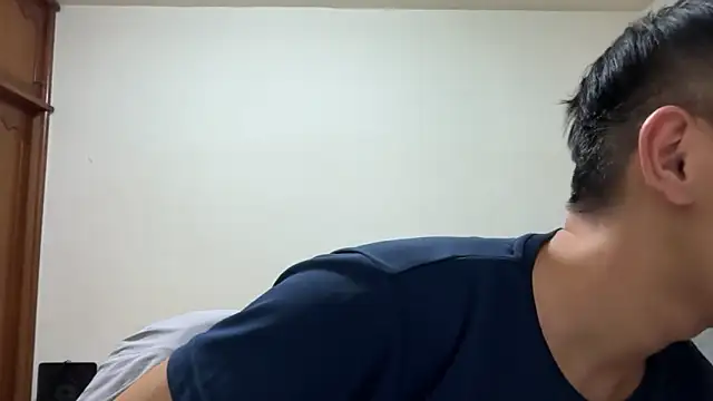 Snapshot of Foxfoxfox4 chatting on March 4, 2026, 2:56 pm Foxfoxfox4 online show from March 4, 2026, 2:56 pm