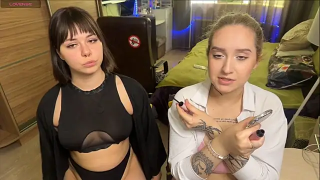 xxx sandra  online show from May 21, 2026, 1:07 pm
