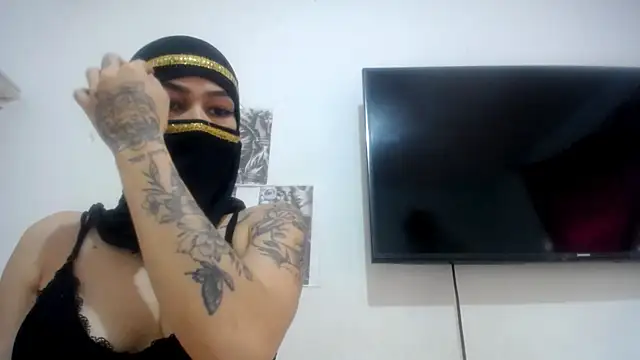 Foxy Lovex online show from September 15, 2025, 8:31 pm