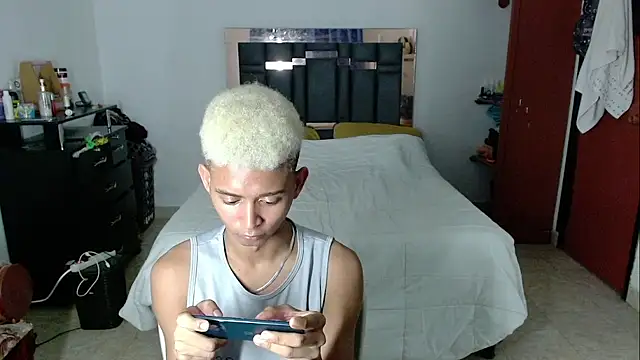 Snapshot of Raam_Star chatting on February 17, 2026, 12:34 pm Raam Star online show from February 17, 2026, 12:34 pm