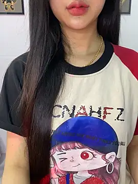 Snapshot of Sexlove_bb chatting on October 23, 2025, 10:30 pm Sexlove bb online show from October 23, 2025, 10:30 pm