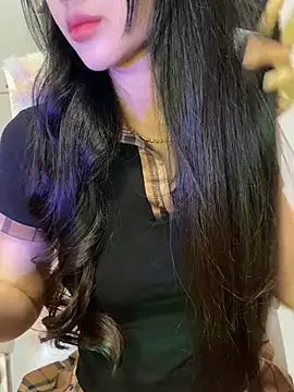 Snapshot of Sexlove_bb chatting on March 27, 2026, 12:27 am Sexlove bb online show from March 27, 2026, 12:27 am