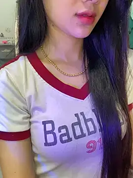 Snapshot of Sexlove_bb chatting on April 14, 2026, 12:27 am Sexlove bb online show from April 14, 2026, 12:27 am