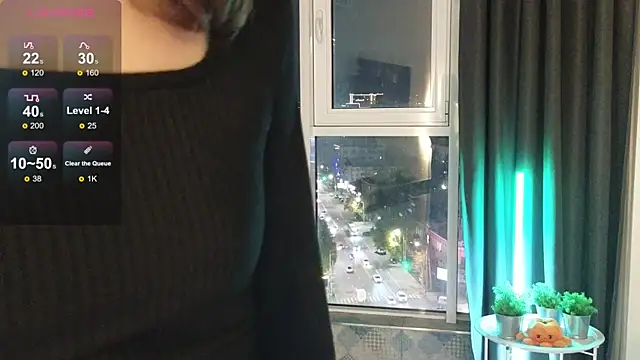 DebiHenks online show from November 1, 2025, 5:04 pm