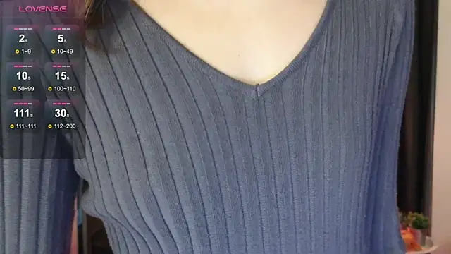 DebiHenks online show from November 2, 2025, 5:04 pm