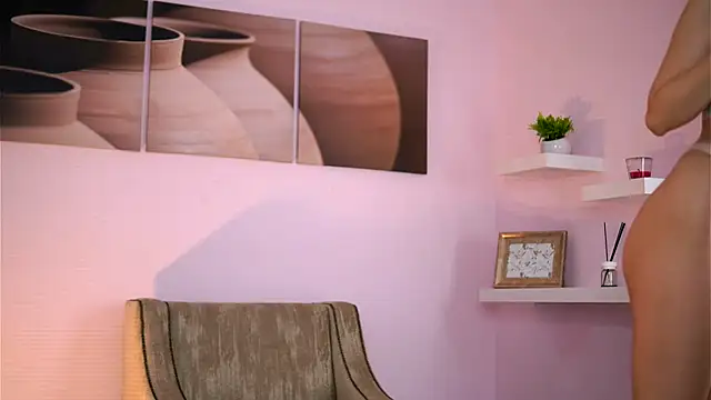 EvieMathis online show from December 3, 2025, 12:36 pm