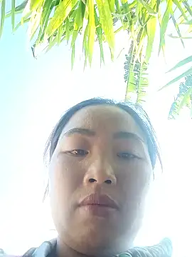 PhamPhung online show from October 10, 2025, 2:43 am