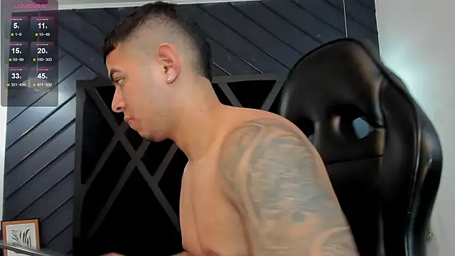 marco garciia  online show from December 16, 2025, 11:21 pm