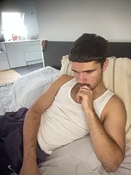 los freaky online show from October 28, 2025, 12:30 pm