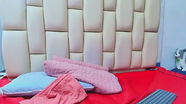 sweet amye online show from February 24, 2026, 7:12 pm