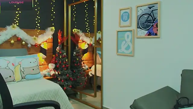 hanna kimura online show from December 22, 2025, 7:55 pm