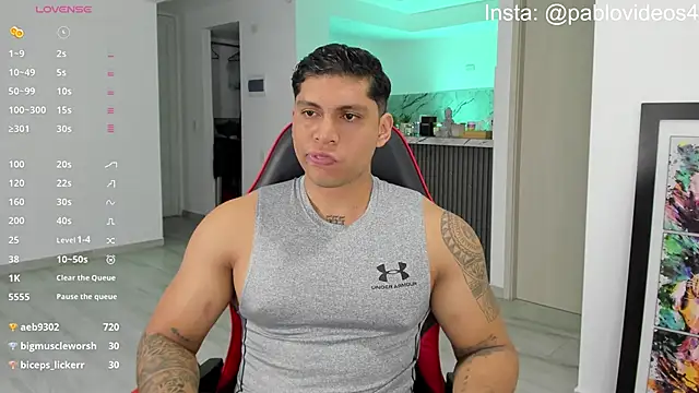 Nicolasmontoya16 online show from October 9, 2025, 7:50 am