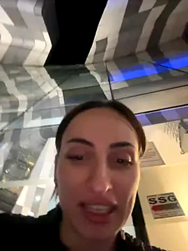 AuraPure online show from October 24, 2025, 4:58 pm