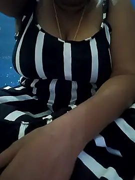 Snapshot of telugumallika chatting on January 12, 2026, 4:56 pm telugumallika online show from January 12, 2026, 4:56 pm