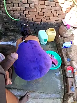 Snapshot of RAYI_Queen_3 chatting on November 9, 2025, 3:27 am RAYI Queen 3 online show from November 9, 2025, 3:27 am